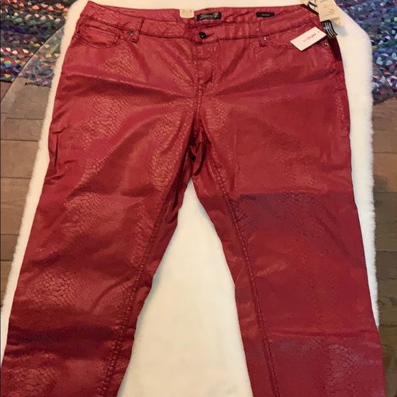 red seven jeans